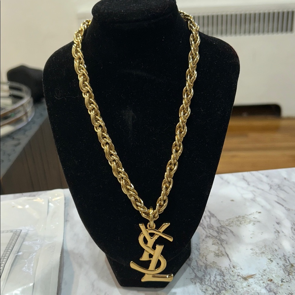 YSL(large) chain w/COA